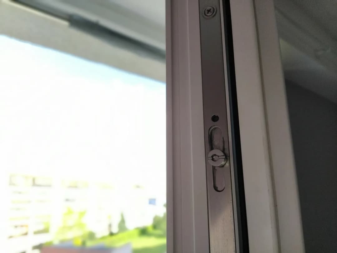 Jak zmienić tryb okna na zimowy i zaoszczędzić na ogrzewaniu